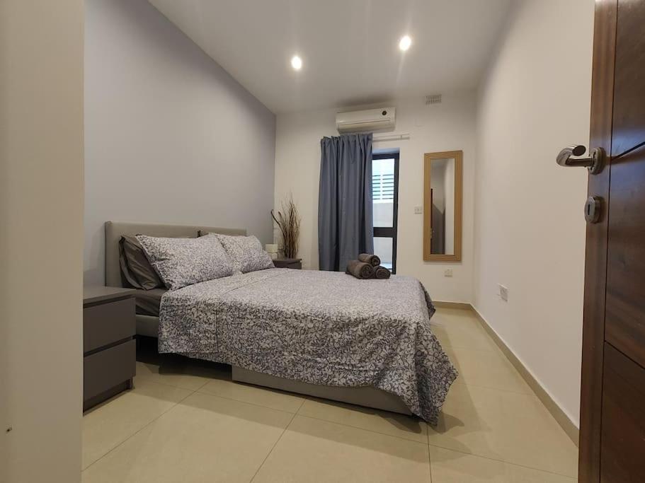 2 Bedroom Found In A Great Location Saint Julian's