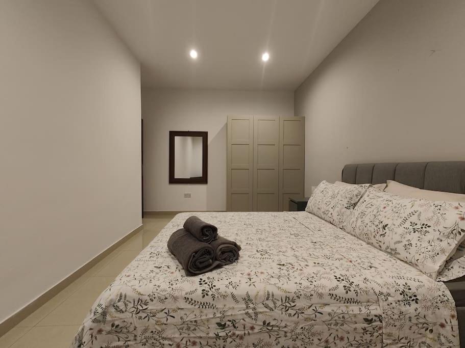 2 Bedroom Found In A Great Location Apartment Saint Julian's